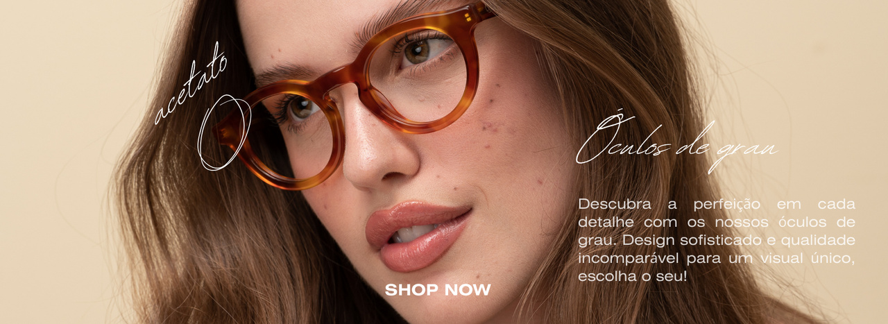 Cunhada gostosa fazendo boquete guloso na rola - oculos de grau